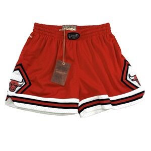 NWT Womens Mitchell & Ness Red Hardwood Classic NBA Chicago Bulls Shorts Small